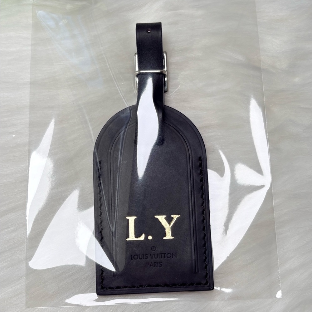Louis Vuitton Black Luggage Tag - Picture 11 of 11